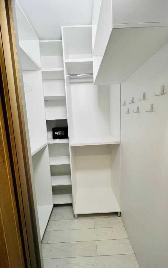 Altheda Living Zamca Apartment Suceava Luaran gambar